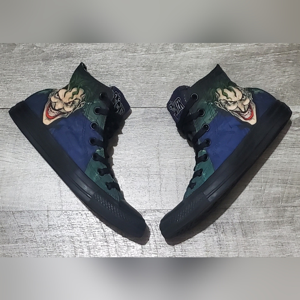 CONVERSE CHUCK TAYLOR ALL-STAR DC COMICS JOKER SHOES, WMNS SZ 6/ MENS 4